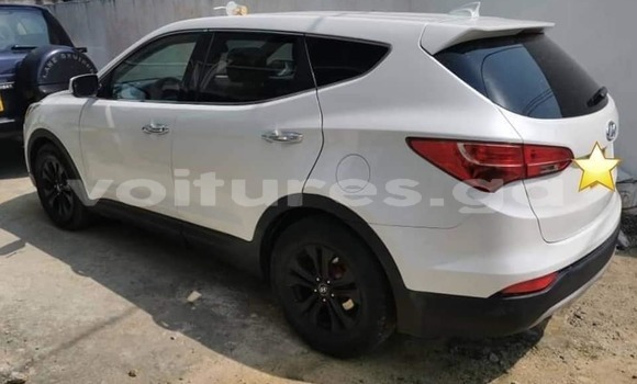 Buy Used Hyundai Santa Fe White Car in Libreville in Estuary Buy Used Hyundai Santa Fe White Car in Libreville in Estuary