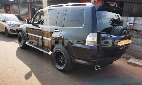 Acheter Occasion Voiture Mitsubishi Pajero Noir à Libreville, Estuaire Acheter Occasion Voiture Mitsubishi Pajero Noir à Libreville, Estuaire