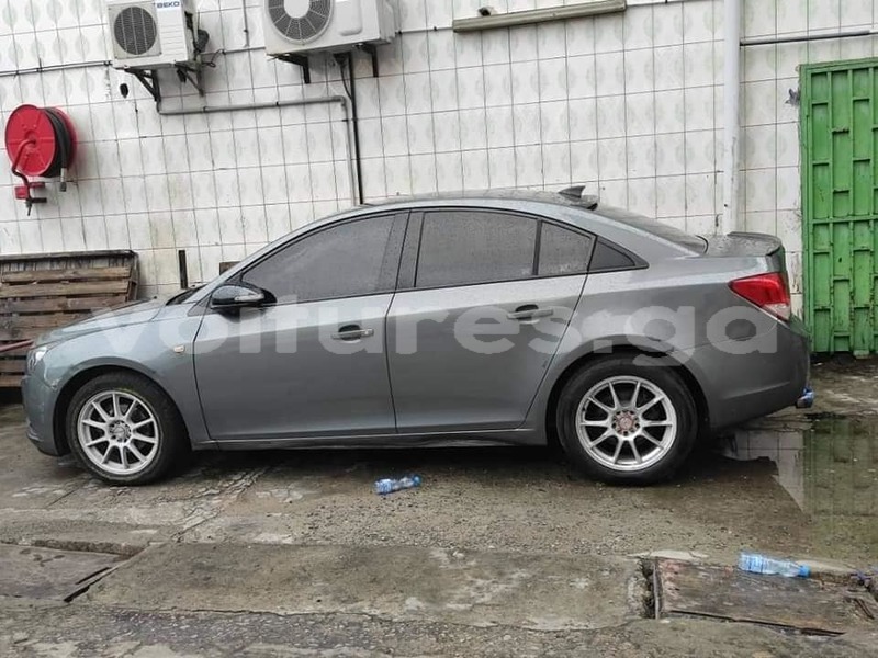 Big with watermark chevrolet cruze estuaire libreville 7475