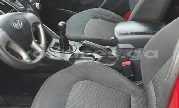 Buy Used Hyundai ix35 Red Car in Libreville in Estuary Buy Used Hyundai ix35 Red Car in Libreville in Estuary
