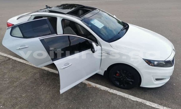 Acheter Occasion Voiture Kia Optima Blanc à Libreville, Estuaire Acheter Occasion Voiture Kia Optima Blanc à Libreville, Estuaire