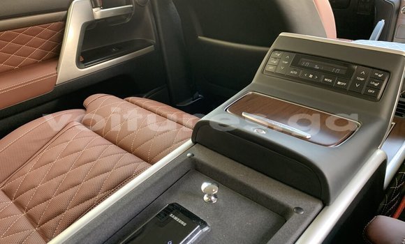 Buy Used Toyota Land Cruiser Other Car in Bitam in Woleu-Ntem Buy Used Toyota Land Cruiser Other Car in Bitam in Woleu-Ntem