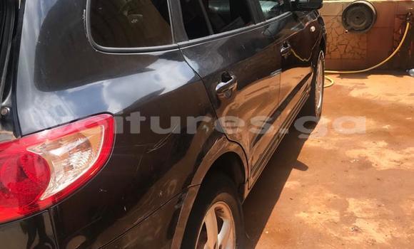 Acheter Occasion Voiture Hyundai Santa Fe Noir à Port–Gentil, Ogooué-Maritime Acheter Occasion Voiture Hyundai Santa Fe Noir à Port–Gentil, Ogooué-Maritime