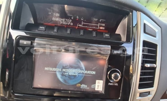 Buy New Mitsubishi Pajero White Car in Libreville in Estuary Buy New Mitsubishi Pajero White Car in Libreville in Estuary