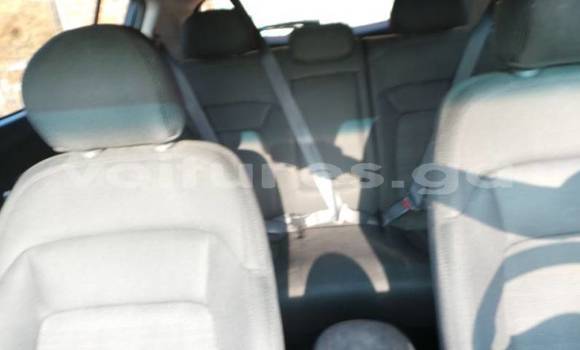 Sayi Imported Kia Sportage Azurfa Mota in Libreville a estuary Sayi Imported Kia Sportage Azurfa Mota in Libreville a estuary