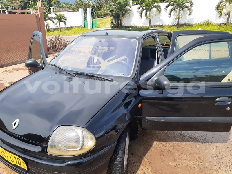 Big with watermark renault clio estuaire libreville 7505