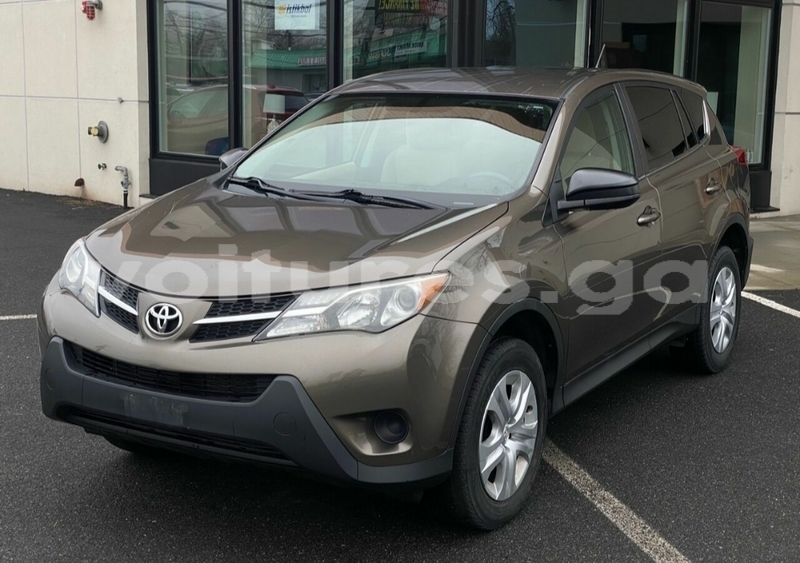 Big with watermark toyota rav4 estuaire libreville 7508