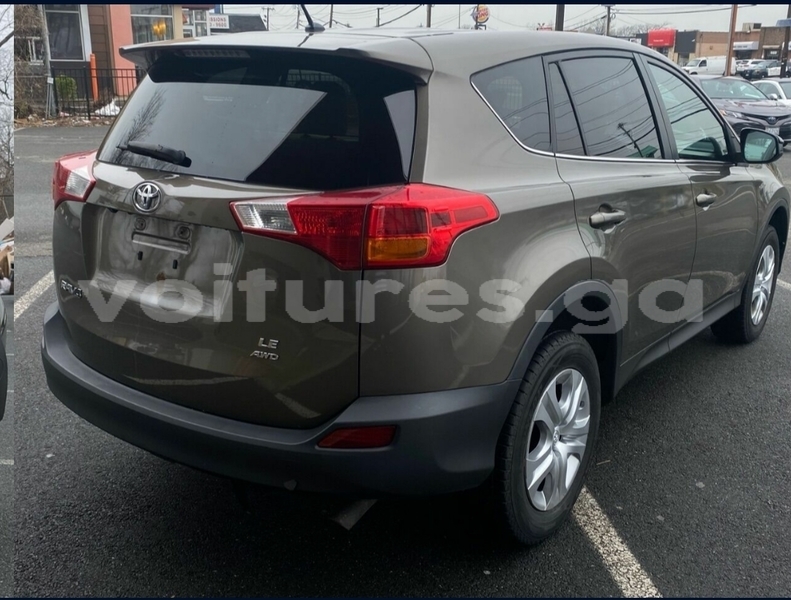 Big with watermark toyota rav4 estuaire libreville 7508