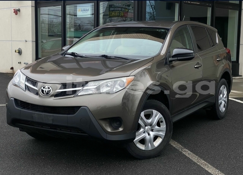 Big with watermark toyota rav4 estuaire libreville 7508