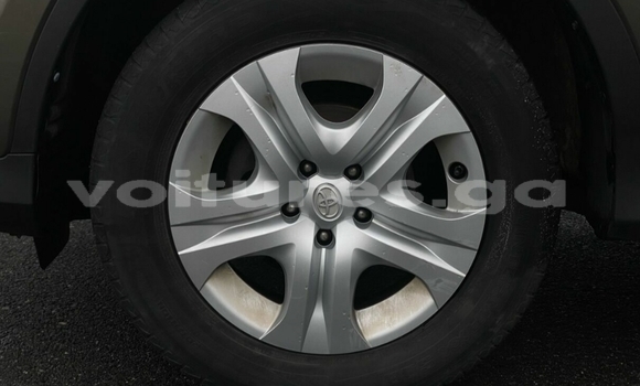 Acheter Occasion Voiture Toyota RAV4 Gris à Libreville, Estuaire Acheter Occasion Voiture Toyota RAV4 Gris à Libreville, Estuaire
