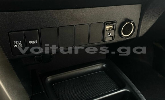 Acheter Occasion Voiture Toyota RAV4 Gris à Libreville, Estuaire Acheter Occasion Voiture Toyota RAV4 Gris à Libreville, Estuaire