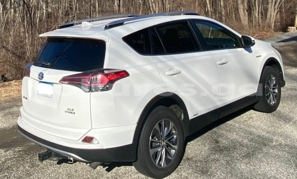 Acheter Occasion Voiture Toyota RAV4 Blanc à Fougamou, Ngounie Acheter Occasion Voiture Toyota RAV4 Blanc à Fougamou, Ngounie