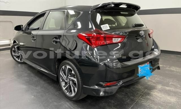 Acheter Occasion Voiture Toyota Corolla II Noir à Fougamou, Ngounie Acheter Occasion Voiture Toyota Corolla II Noir à Fougamou, Ngounie