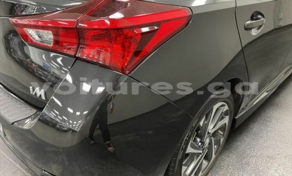 Acheter Occasion Voiture Toyota Corolla II Noir à Fougamou, Ngounie Acheter Occasion Voiture Toyota Corolla II Noir à Fougamou, Ngounie