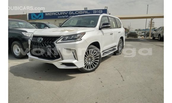Acheter Import Voiture Lexus LX Blanc à Import - Dubai, Estuaire Acheter Import Voiture Lexus LX Blanc à Import - Dubai, Estuaire