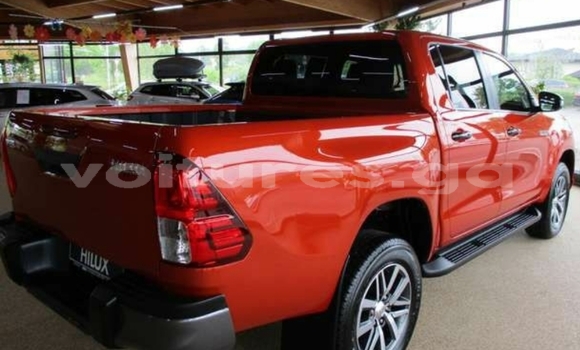 Acheter Occasion Voiture Toyota Hilux Rouge à Lambaréné, Nyanga Acheter Occasion Voiture Toyota Hilux Rouge à Lambaréné, Nyanga
