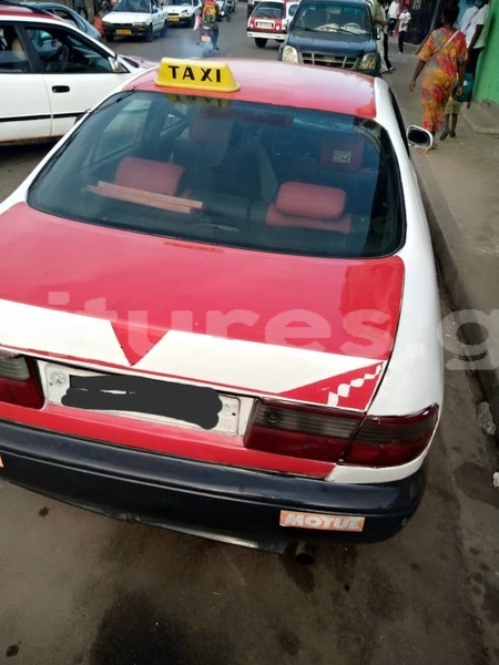 Big with watermark toyota carina estuaire libreville 7515