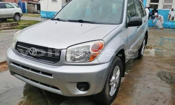 Acheter Occasion Voiture Toyota RAV4 Gris à Libreville, Estuaire Acheter Occasion Voiture Toyota RAV4 Gris à Libreville, Estuaire