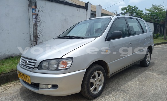 Buy Used Toyota Picnic Silver Car in Libreville in Estuary Buy Used Toyota Picnic Silver Car in Libreville in Estuary