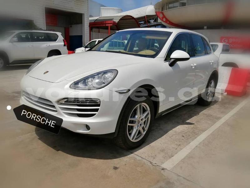 Big with watermark porsche cayenne estuaire libreville 7524