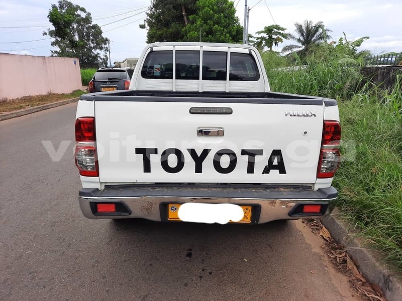 Big with watermark toyota hilux estuaire libreville 7525