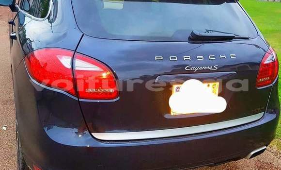 Buy Used Porsche Cayenne Black Car in Libreville in Estuary Buy Used Porsche Cayenne Black Car in Libreville in Estuary