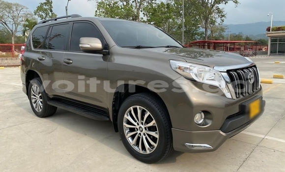 Acheter Occasion Voiture Toyota Land Cruiser Prado Marron à Libreville, Estuaire Acheter Occasion Voiture Toyota Land Cruiser Prado Marron à Libreville, Estuaire