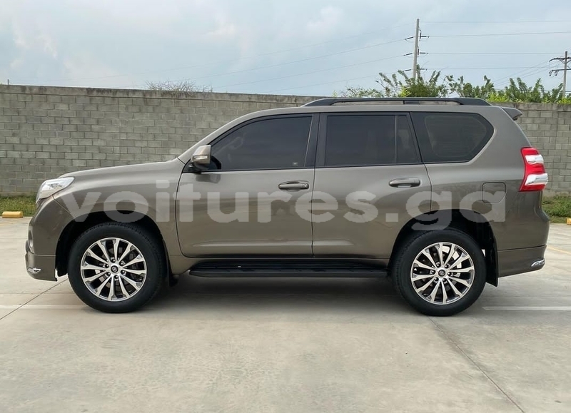 Big with watermark toyota land cruiser prado estuaire libreville 7531