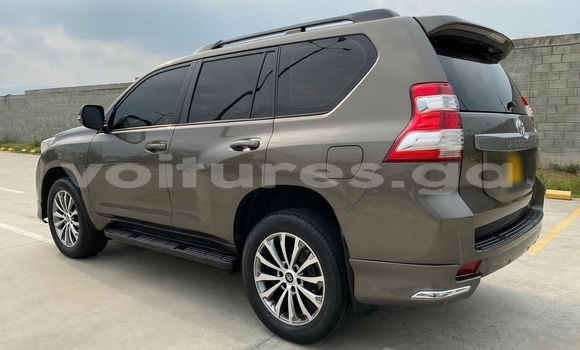 Acheter Occasion Voiture Toyota Land Cruiser Prado Marron à Libreville, Estuaire Acheter Occasion Voiture Toyota Land Cruiser Prado Marron à Libreville, Estuaire