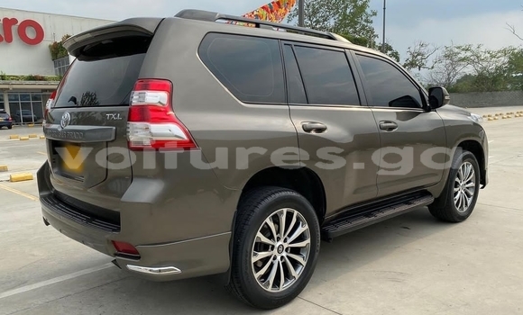 Acheter Occasion Voiture Toyota Land Cruiser Prado Marron à Libreville, Estuaire Acheter Occasion Voiture Toyota Land Cruiser Prado Marron à Libreville, Estuaire