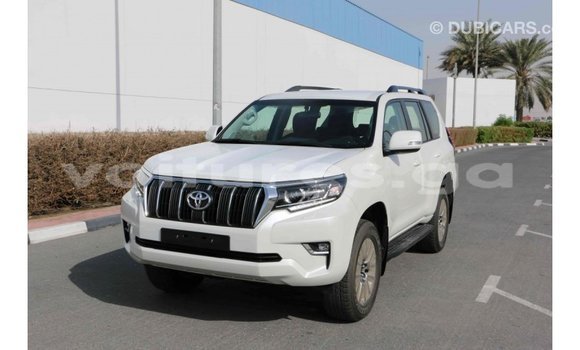 Acheter Import Voiture Toyota Prado Blanc à Import - Dubai, Estuaire Acheter Import Voiture Toyota Prado Blanc à Import - Dubai, Estuaire