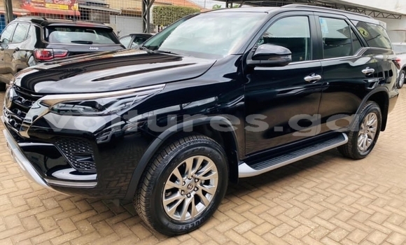Acheter Occasion Voiture Toyota Hilux Surf Noir à Libreville, Estuaire Acheter Occasion Voiture Toyota Hilux Surf Noir à Libreville, Estuaire