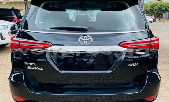 Acheter Occasion Voiture Toyota Hilux Surf Noir à Libreville, Estuaire Acheter Occasion Voiture Toyota Hilux Surf Noir à Libreville, Estuaire