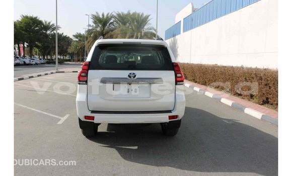 Acheter Import Voiture Toyota Prado Blanc à Import - Dubai, Estuaire Acheter Import Voiture Toyota Prado Blanc à Import - Dubai, Estuaire
