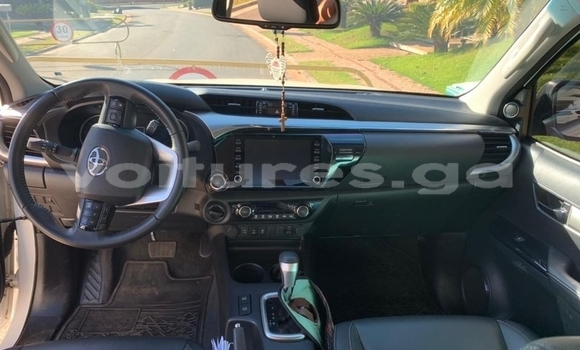 Acheter Occasion Voiture Toyota Hilux Blanc à Libreville, Estuaire Acheter Occasion Voiture Toyota Hilux Blanc à Libreville, Estuaire