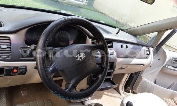 Acheter Occasion Voiture Hyundai Trajet Bleu à Libreville, Estuaire Acheter Occasion Voiture Hyundai Trajet Bleu à Libreville, Estuaire