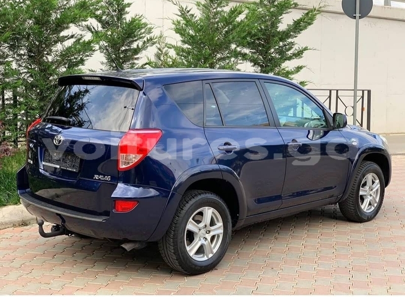 Big with watermark toyota rav4 ogooue lolo lastoursville 7553