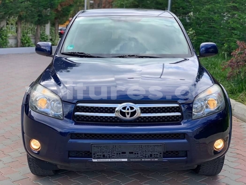 Big with watermark toyota rav4 ogooue lolo lastoursville 7553