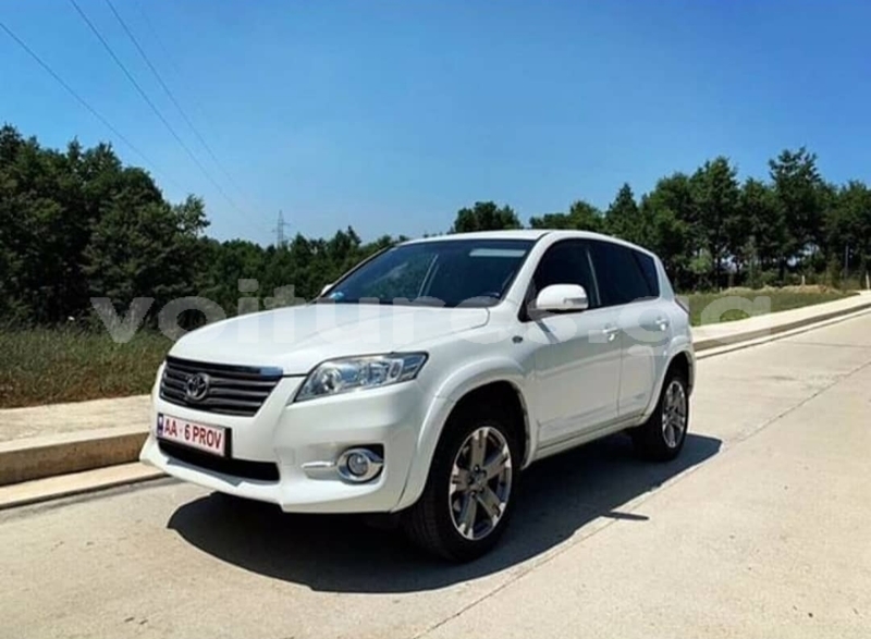 Big with watermark toyota rav4 estuaire libreville 7554