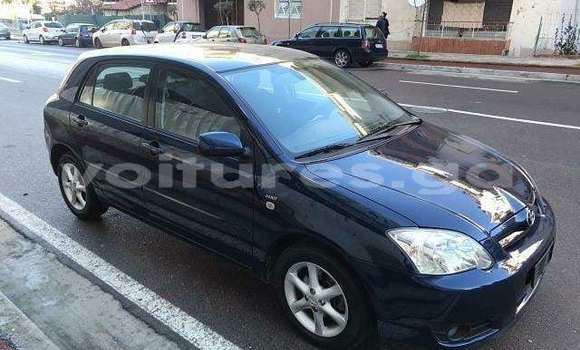 Acheter Occasion Voiture Toyota Runx Bleu à Lastoursville, Ogooue-Lolo Acheter Occasion Voiture Toyota Runx Bleu à Lastoursville, Ogooue-Lolo