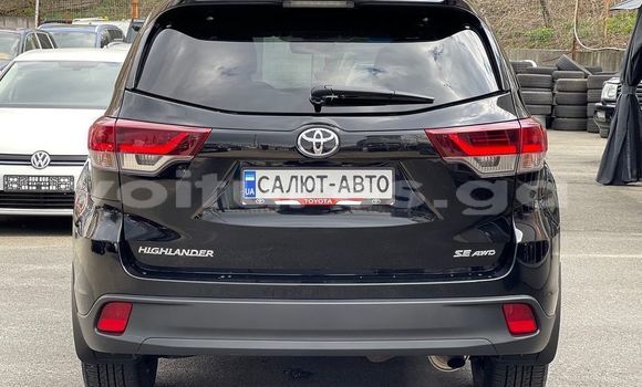 Acheter Occasion Voiture Toyota Highlander Noir à Libreville, Estuaire Acheter Occasion Voiture Toyota Highlander Noir à Libreville, Estuaire