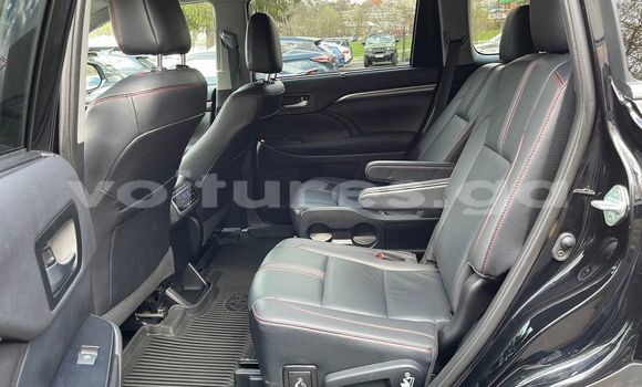 Acheter Occasion Voiture Toyota Highlander Noir à Libreville, Estuaire Acheter Occasion Voiture Toyota Highlander Noir à Libreville, Estuaire