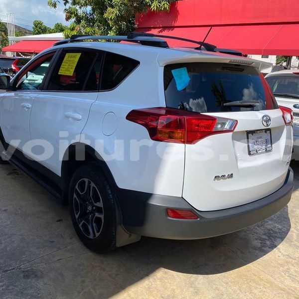 Big with watermark toyota rav4 estuaire libreville 7569