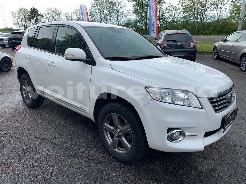 Big with watermark toyota rav4 estuaire libreville 7571