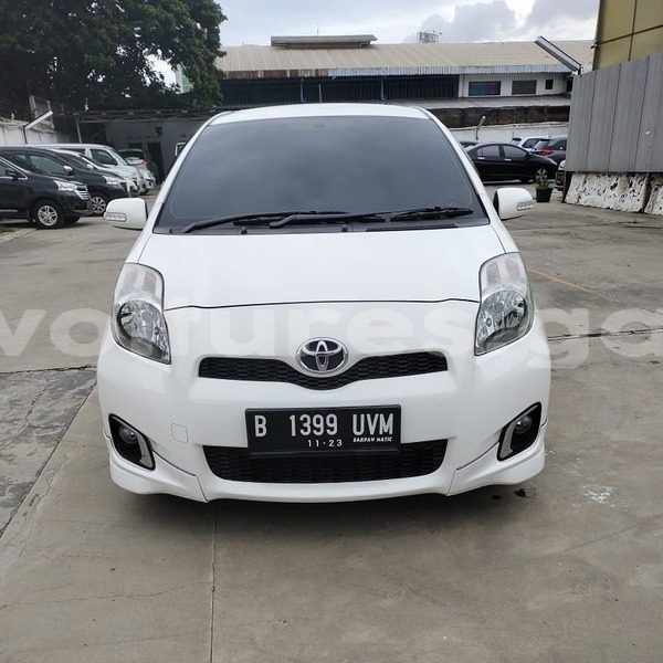 Big with watermark toyota yaris estuaire libreville 7573