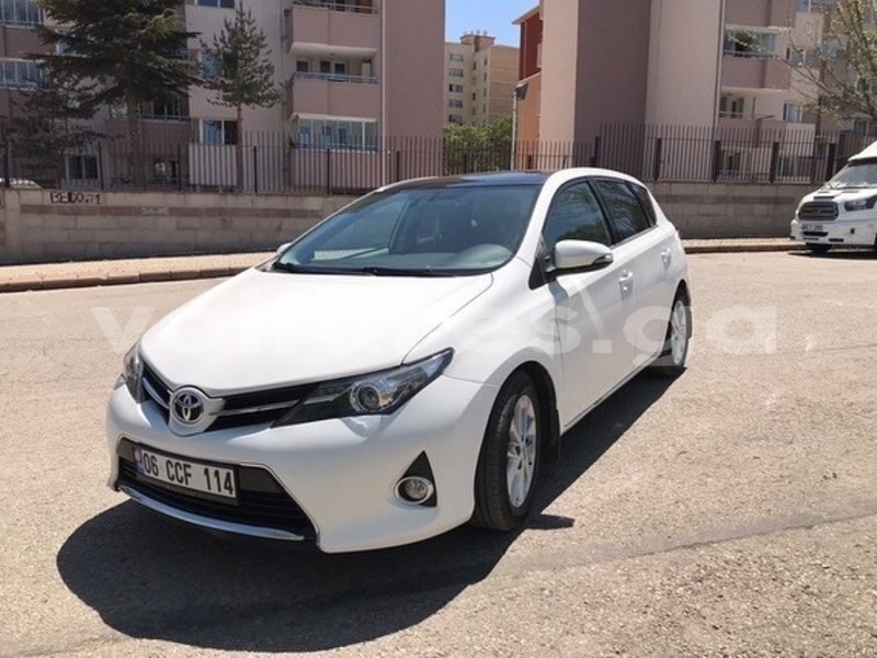 Big with watermark toyota auris estuaire libreville 7578