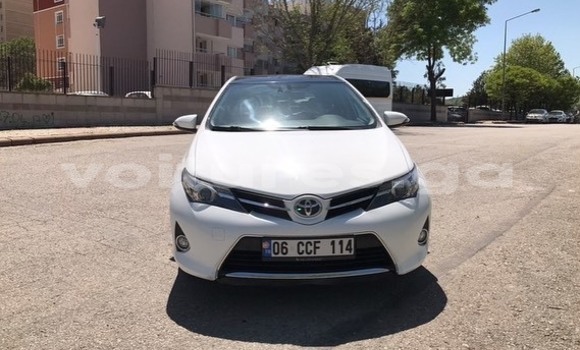 Buy Used Toyota Auris White Car in Libreville in Estuary Buy Used Toyota Auris White Car in Libreville in Estuary