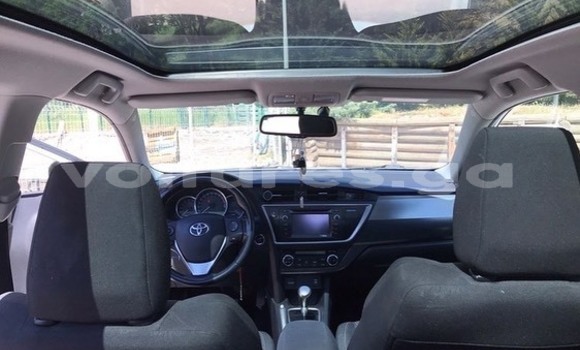 Buy Used Toyota Auris White Car in Libreville in Estuary Buy Used Toyota Auris White Car in Libreville in Estuary
