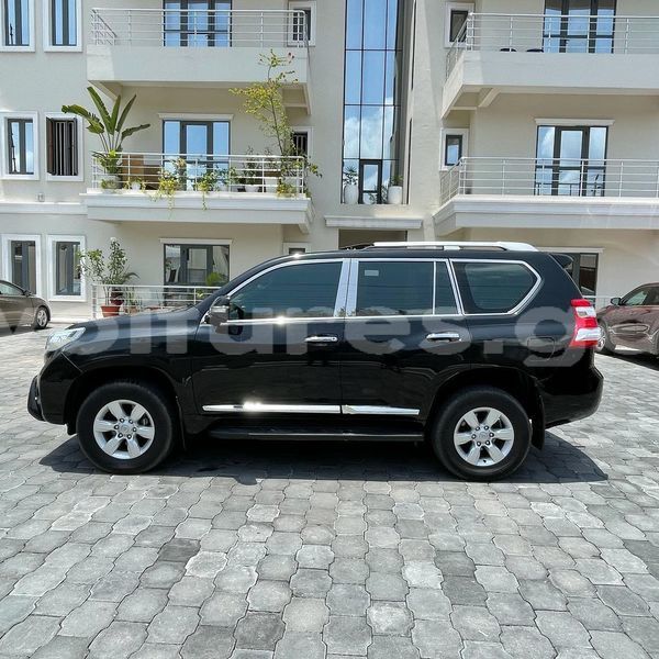 Big with watermark toyota prado estuaire libreville 7579