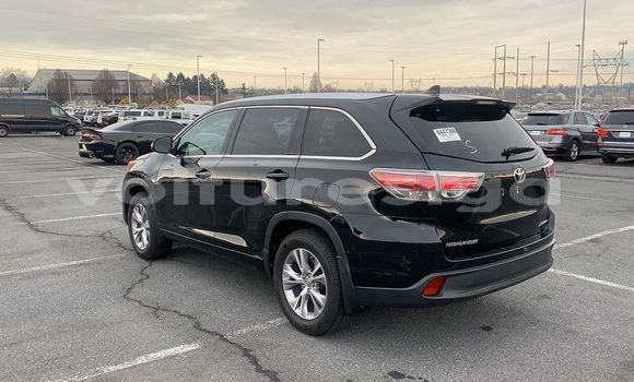 Buy Used Toyota Highlander Black Car in Lastoursville in Ogooue-Lolo Buy Used Toyota Highlander Black Car in Lastoursville in Ogooue-Lolo